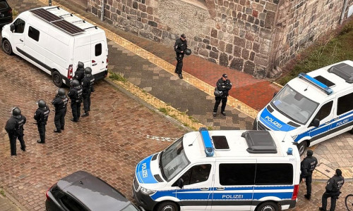 Polizeieinsatz anlässlich des Fußballspiels (Archiv)