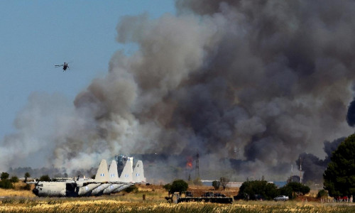 Griechisches Militärflugzeug stürzt bei Flugshow ab am 05.09.2026