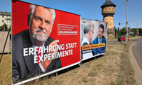 Wahlplakate vor der Landtagswahl in Sachsen-Anhalt (Archiv)