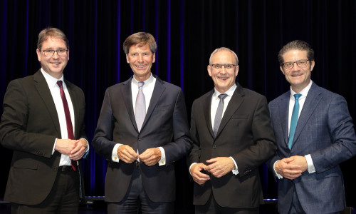 Der neue Vorstand der Volksbank BRAWO (v. li.): Dr. Lars Berkefeld, Dr. Heiner Arnoldi, Jürgen Wache, Carsten Ueberschär