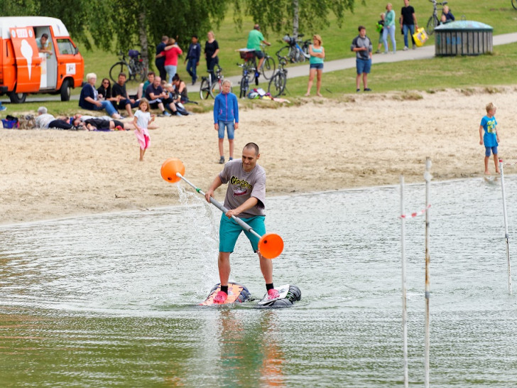 Die 5. Weltmeisterschaft im Wasserschuh-Lauf war ein voller Erfolg. Fotos: privat