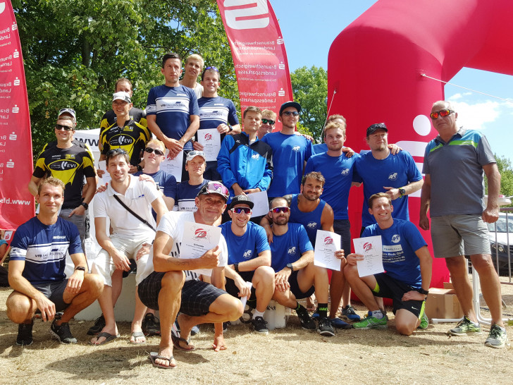 Gewinner unter sich: Die ersten drei Herrenteams der Verbandsliga Niedersachsen. Foto: Triathlon Team BS