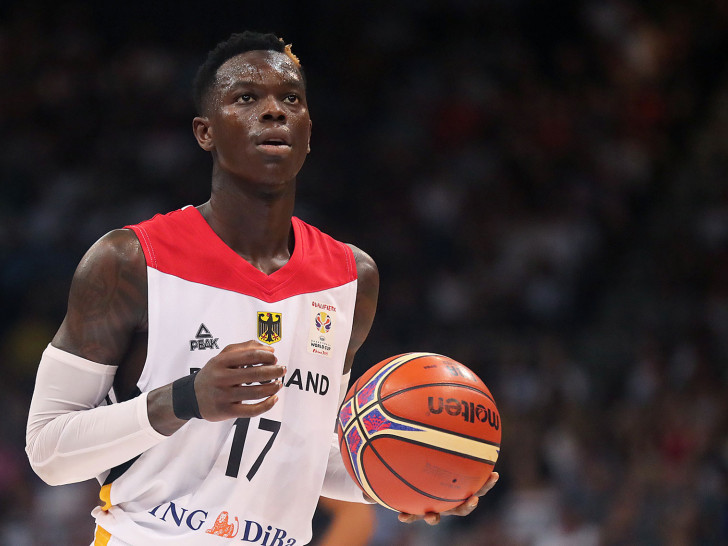 Dennis Schröder ist neben seinen sportlich herausragenden Fähigkeiten auch als Persönlichkeit gewachsen. Wie weit kommen der Braunschweiger und die Deutsche Auswahl in China? Foto: Agentur Hübner/Archiv