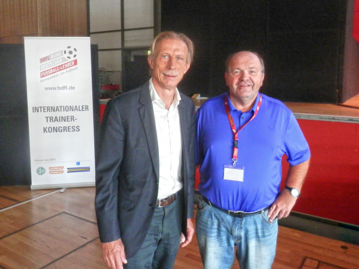 Hans-Joachim Schmaltieg traf in Dresden auch auf Christoph Daum (li.). Foto: privat/Schuller