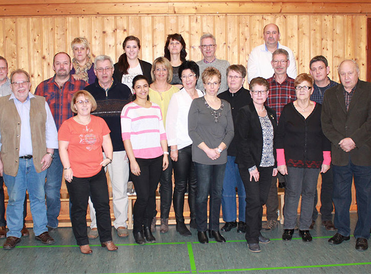 Vorstand und geehrte Mitglieder des TSV Leinde. Foto: Verein