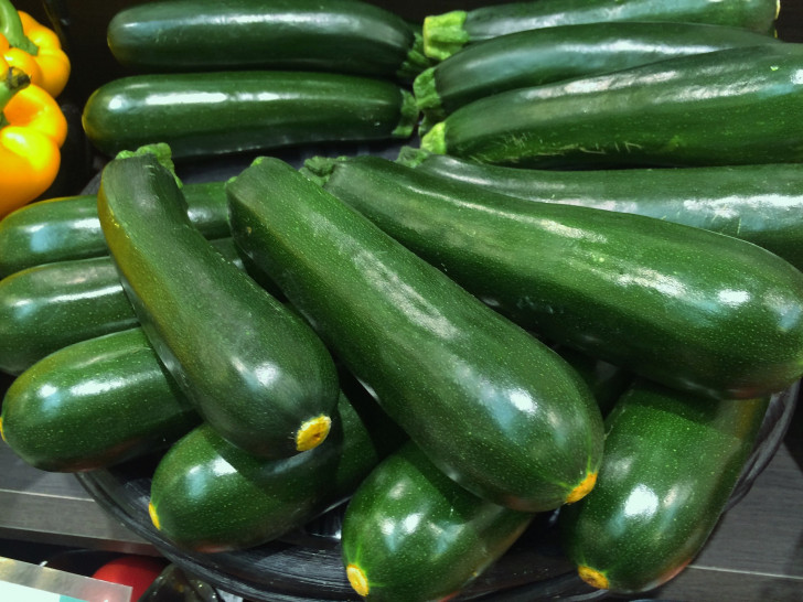 Zucchini ist ganzjährig zu bekommen. Foto: Pixabay