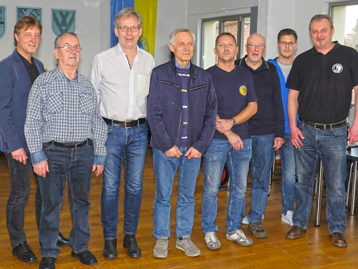 Dirk Jaeger, Harald Mally, Jürgen Ebering, Rüdiger Bock, Mark Brehme, Ulli Hauter, Marcell Camacho, Michael Bogowsky (vlnr). Foto: Nordmann-Fotografie