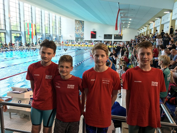 v.l.: Valentin Hauptmann, Benjamin Herfert, Malte Marpert, Barnabas Farkas Beim SMK in Magdeburg Foto: TV Jahn