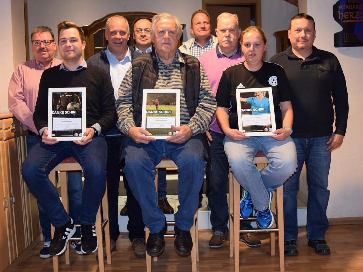 Thomas Krauel, Bastian Winkler, Christian Biel, Rüdiger Nowak, Martin Holzhauer, Andreas Beer, Jürgen Nitz, Clarissa Fässler, Frank Haarnagel (v.ln.r.). Foto: NFV