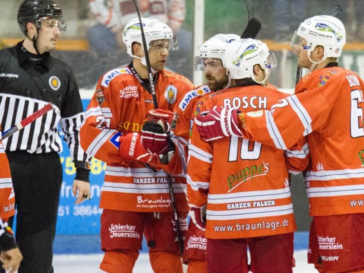 Sieg in der Überstunde: Brennan Bosch und Co. Foto: Fabian Brandes/Sportfoto-BS