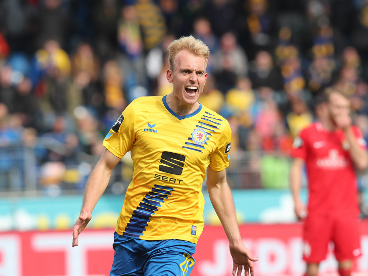 Julius Düker war in dieser Saison Eintrachts Spezialist für späte Ausgleichstreffer. Nächste Saison für Meppen. Foto: Agentur Hübner