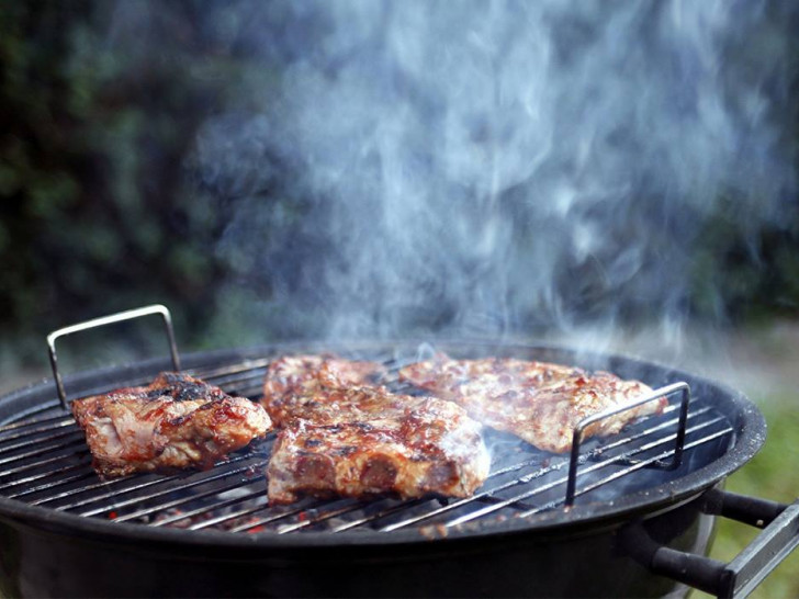 1. Niedersächsische Grill- und BBQ-Meisterschaft bei den Lions. Foto: Thorsten Raedlein