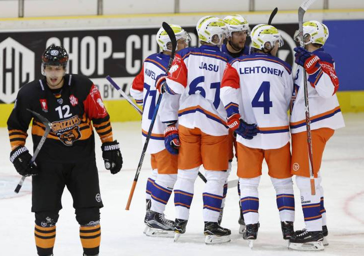 Ein schwerer Kampf für die Grizzlys gegen eine starke finnische Mannschaft. Foto: imago/foto2press