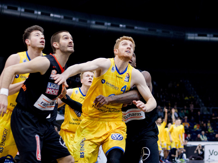 Die Basketball Löwen wollen die Niederlage in Frankfurt vergessen machen. Foto: Reinelt/PresseBlen.de