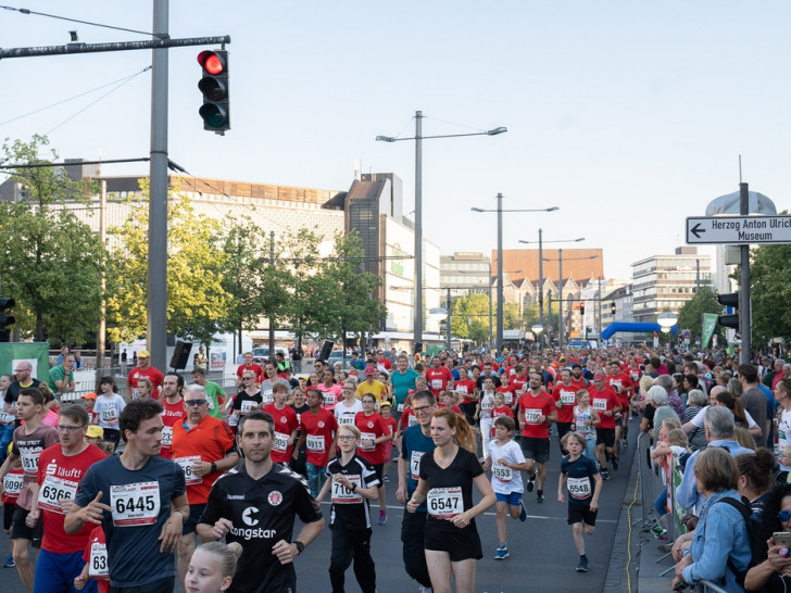 Auch 2019 wieder eine wahre Großveranstaltung: Braunschweiger Nachtlauf.