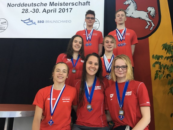 oben von links - Jorge Zips, Jan-Luca Laubner                                                    Mitte: Franziska Hauptmann, Eileen Schulze                                                vorn: Elisabeth Koal, Maja Schirmer, Anna de Boer