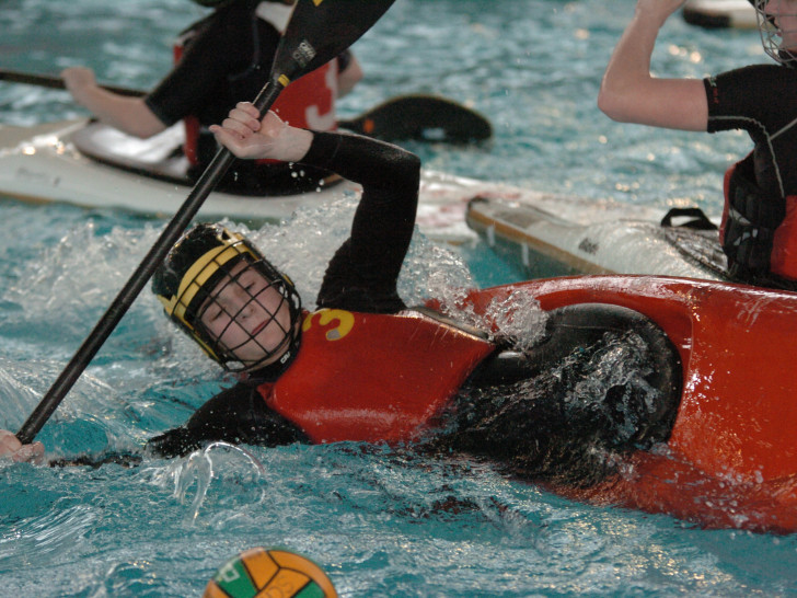 Voller Einsatz beim Kanupolo. Fotos: Dräger