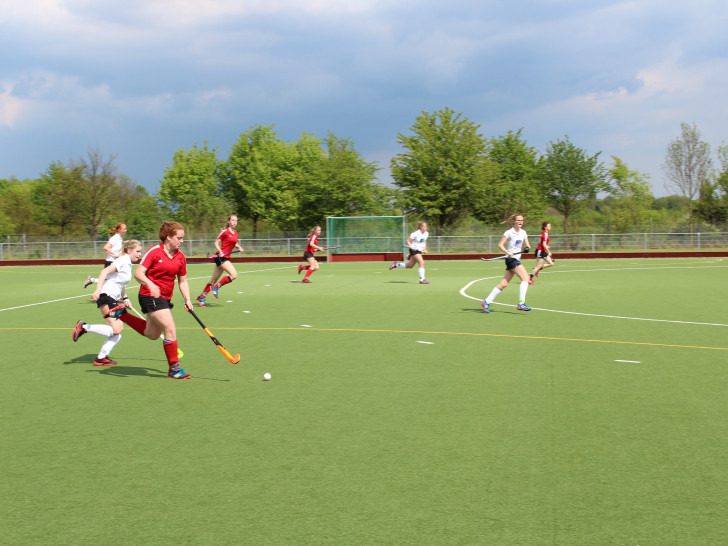 Das Hockey-Turnier gehörte zu den Highlights des Festes. Foto: Verein