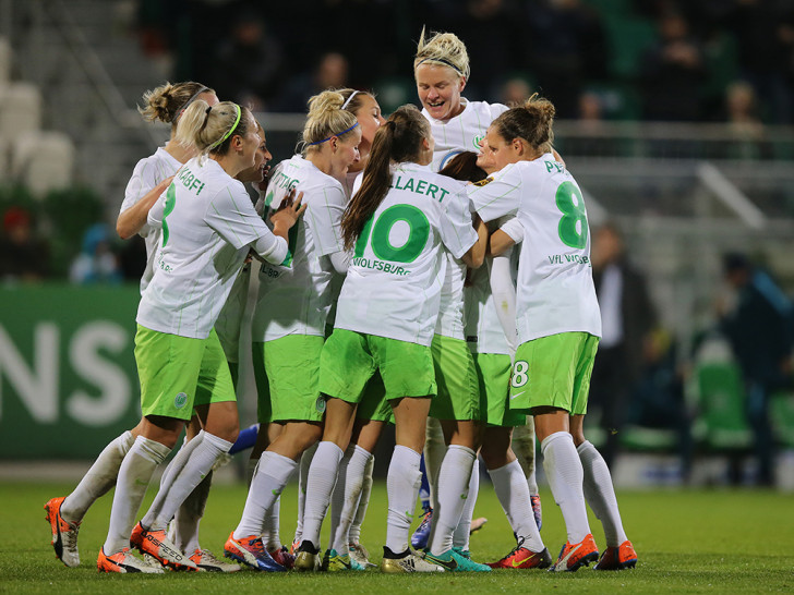 Schwere Aufgabe für die Frauen des VfL Wolfsburg. Foto: Agentur Hübner