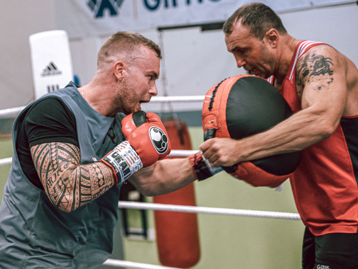 Patrick Rokohl mit Trainer Vitali Boot. Foto: privat