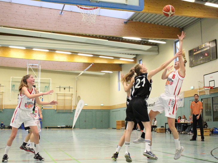 Die Girls Baskets Braunschweig-Wolfenbüttel richten das Finalturnier der WNBL 2017 aus. Foto: Maschauer/Archiv