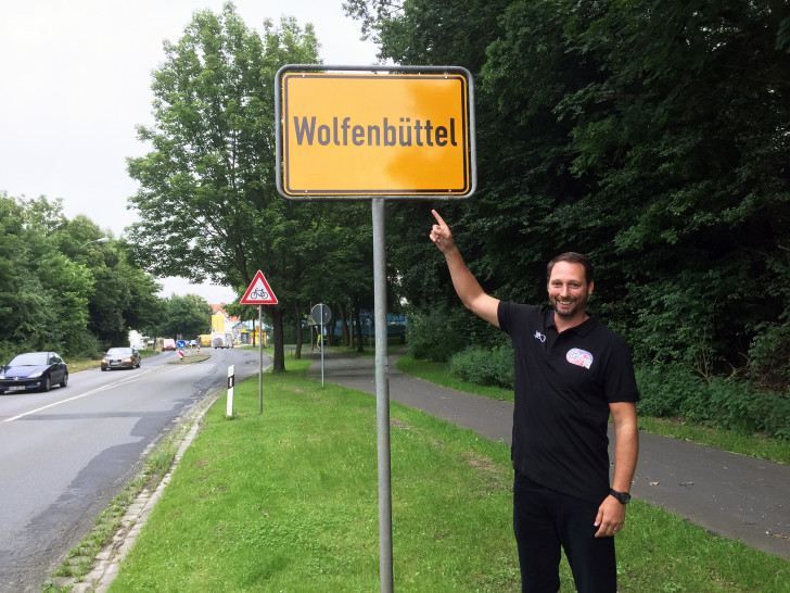 Hallo Wolfenbüttel! Steven Esterkamp freut sich auf die neue Aufgabe bei den Herzögen. Foto: MTV Herzöge