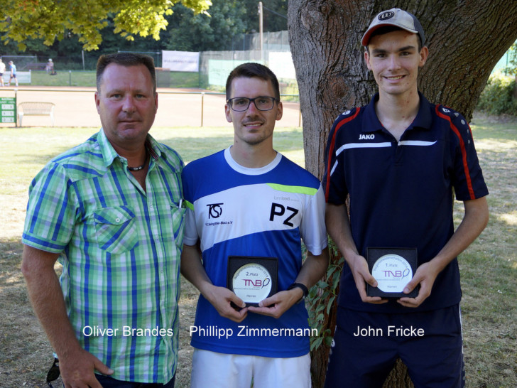 vlnr: Oliver Brandes, Philipp Zimmermann und John Fricke. Foto: Jürgen Lange