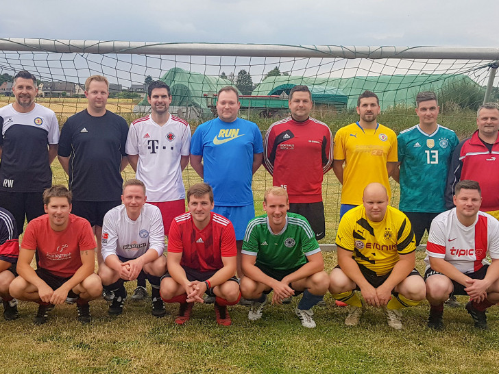 Die neue Altherren-Mannschaft der TuS Essenride hofft auf eine positive Saison. Foto: privat