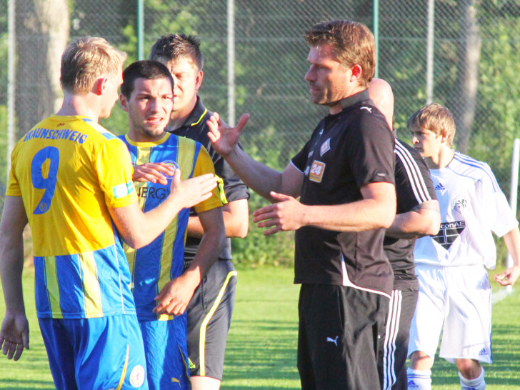 Im Sommer 2011 Aufstieg mit Eintracht Braunschweig U23 in die Regionalliga Nord. Foto: Frank Vollmer/Archiv