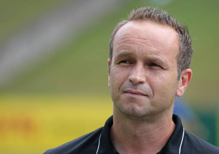 Dirk Lottner will beim 1. FC Saarbrücken bleiben. Foto: imago/foto2press