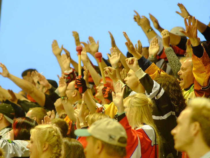 Endlich wieder Eishockey am Wurmberg – wenn auch nur zum Test. Foto: Fabian Brandes