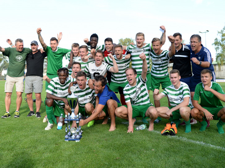 Unverhoffter Sieger beim Derpart Cup 2018: TSV Sickte. Fotos: Moritz Eden