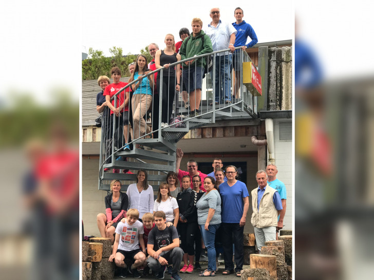 Gruppenbild: 28 neue Sportabzeichenprüferinnen und -Prüfer für Menschen mit Behinderung. Foto: Stadtsportbund BS