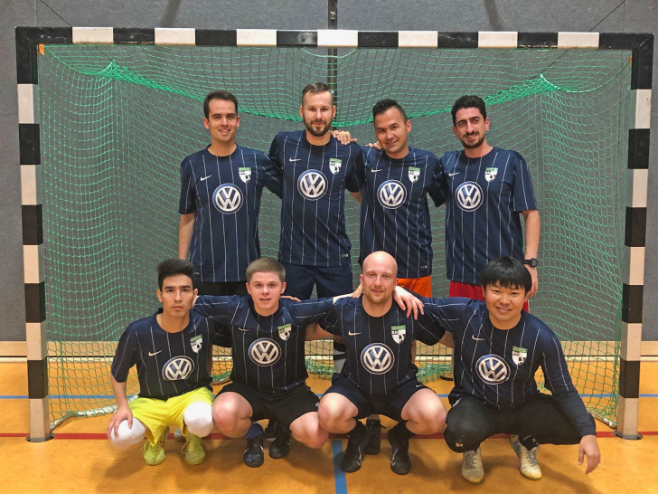 Wechselten vom GSV zum BSC Acosta: David Grieger und das Futsal-Team. Foto: privat