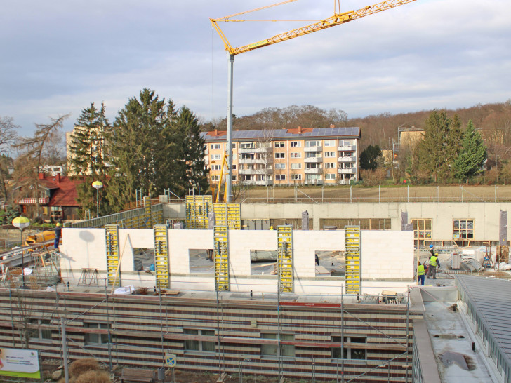 Derzeit wird an mehreren Stellen gebaut.