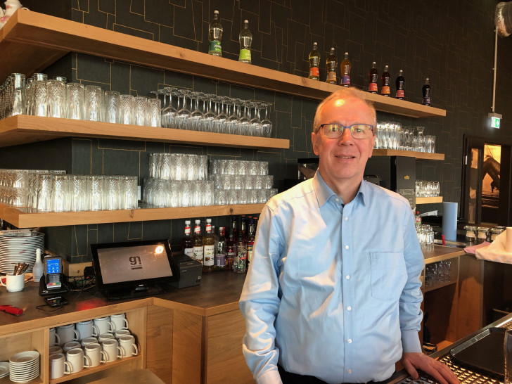 Der Wolfenbütteler Gastro-Unternehmer Peter Schittko zieht bei regionalKulinarisch.de eine erste Vier-Wochen-Bilanz nach der Eröffnung des "Zum Glück" im Löwentor.  
