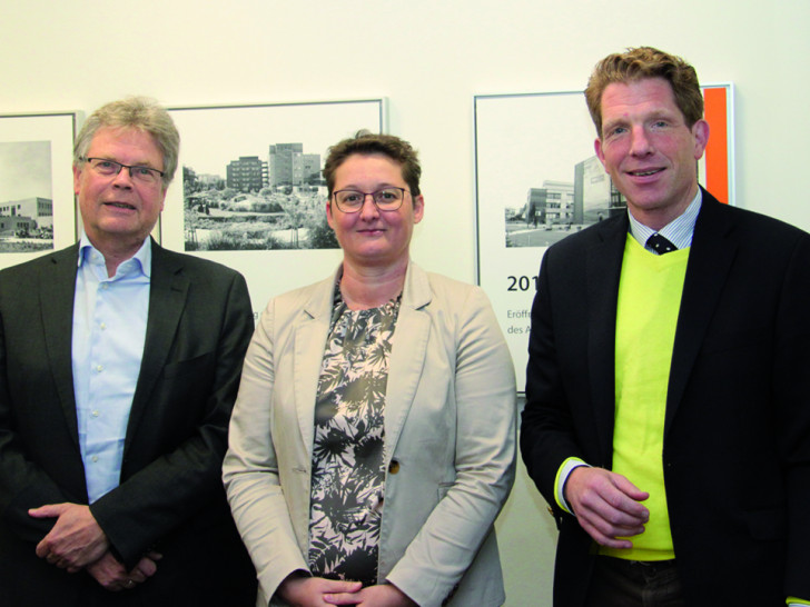 Heinz-Joachim Westphal, Monika Skiba, Hannes Schimmel-Vogel (v. li.). Foto:  Herzogin Elisabeth Hospital 