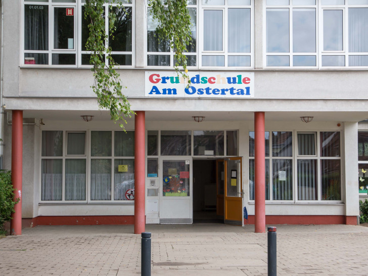Die Schüler der Grundschule Am Ostertal können ihre Turnhalle wieder nutzen. Symbolfoto: Rudolf Karliczek