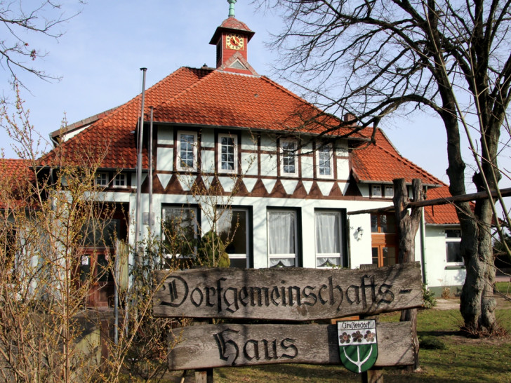 Das Dorfgemeinschaftshaus in Grußendorf soll für einen Euro verkauft werden. Foto: B.I.G.