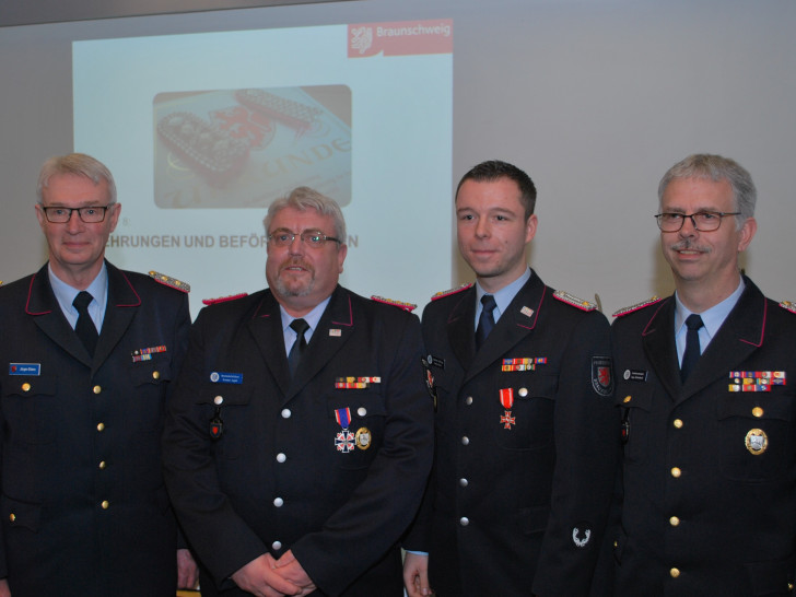 Von links: Jürgen Ehlers, Karsten Appel, Stefan Paul, Ingo Schönbach. Foto: Freiwillige Feuerwehr Braunschweig