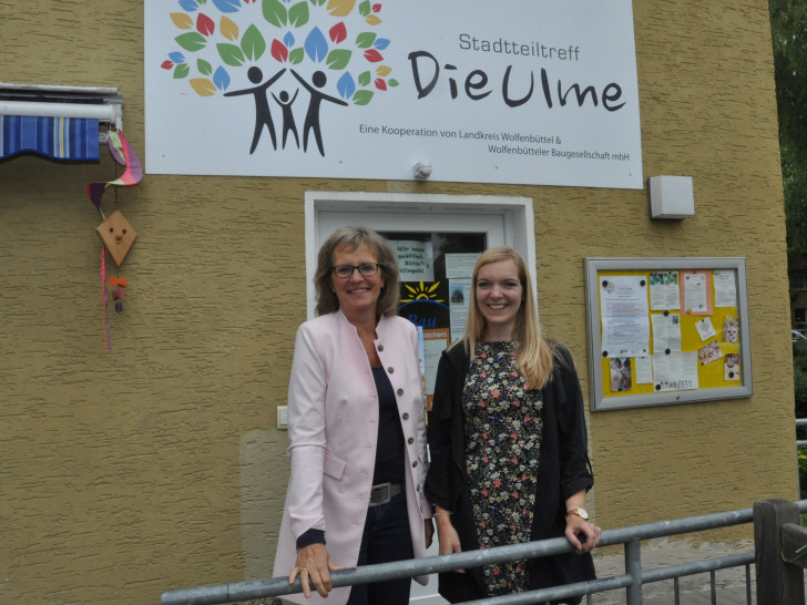 Barbara Gabriel (links) und Susanne Pensler leiten den Stadtteiltreff "Die Ulme". Foto: WoBau