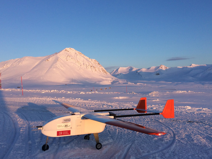 Wissenschaftlerinnen und Wissenschaftler untersuchen Partikelneubildung über Spitzbergen, berichtet das Institut für Flugführung der TU Braunschweig. Foto: TU Braunschweig