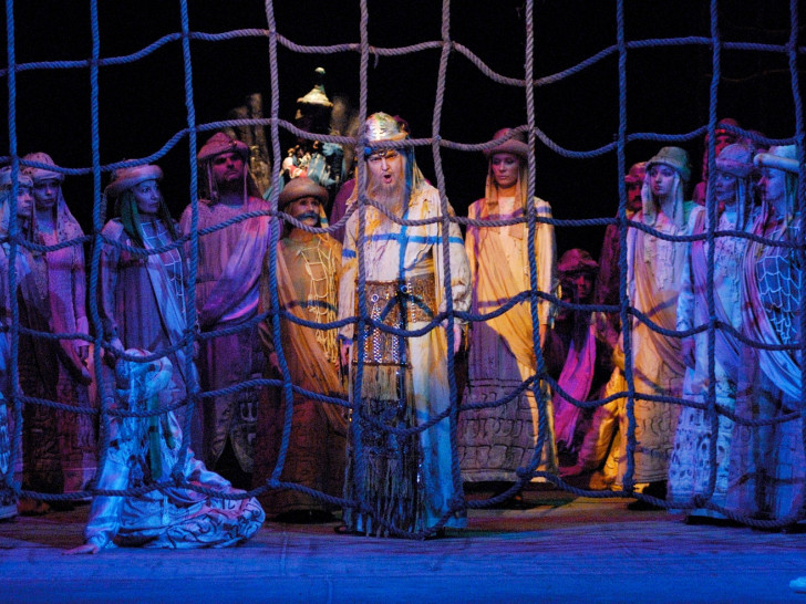 Nabucco: Der gewaltige Chor der Gefangenen wird ein Highlight der Aufführung sein. Foto: Veranstalter