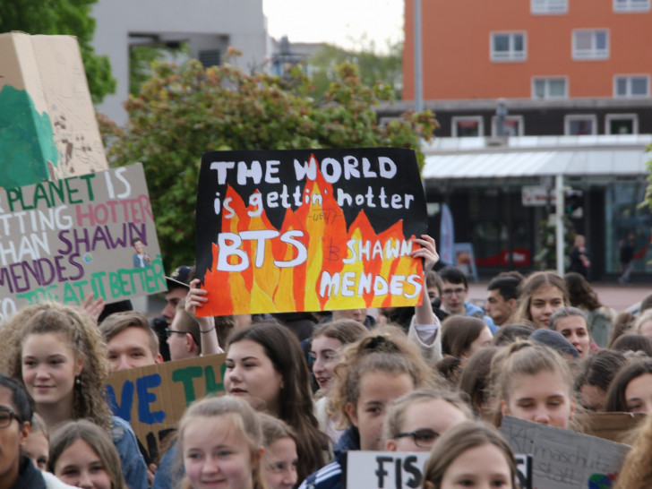 In Salzgitter gingen heute die Schüler für ein besseres Klima auf die Straße. Fotos: Rudolf Karliczek