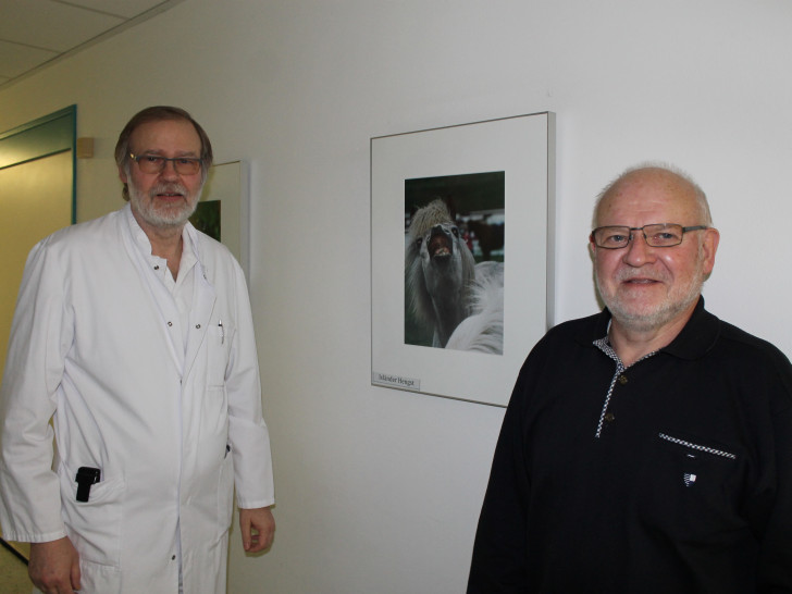Oberarzt Dr. Manfred Floren (links) und Heinz Gutt, Foto: Klinikum Wolfenbüttel