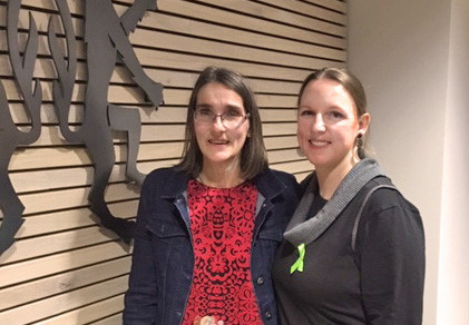 Christiane Bührig (links) und Nadja Stehlin sind neue Vorsitzende und stellvertretende Vorsitzende des Kommunalen Psychiatriebeirates des Landkreises Peine. Foto: Landkreis Peine