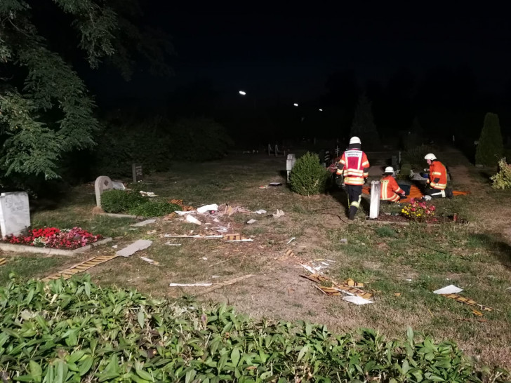 Die Absturzstelle befindet sich auf dem Friedhof Waggum. Foto: Aktuell24(DC)