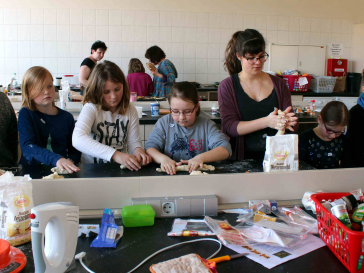 In Remlingen wurde zum Osterfest gebacken. Foto: Bernd-Uwe Meyer