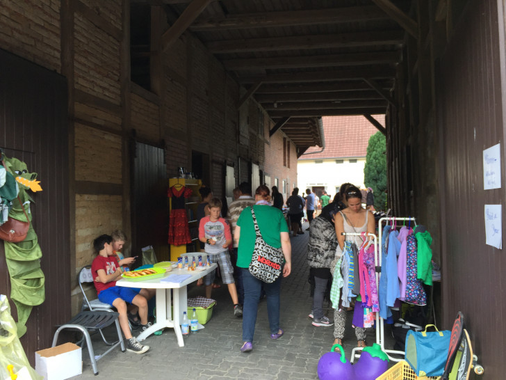 Zum Dorf-Fohmarkt luden am Sonntag wieder die Bürgerinnen und Bürger von Fümmelse ein. Foto: Anke Donner 
