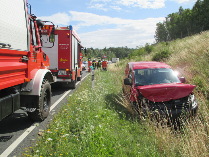  Auf der Bundesstraße 82 bei Astfeld kam es am Dienstagvormittag zu einem Verkehrsunfall bei dem vier Personen verletzt wurden. Foto: Polizei Goslar